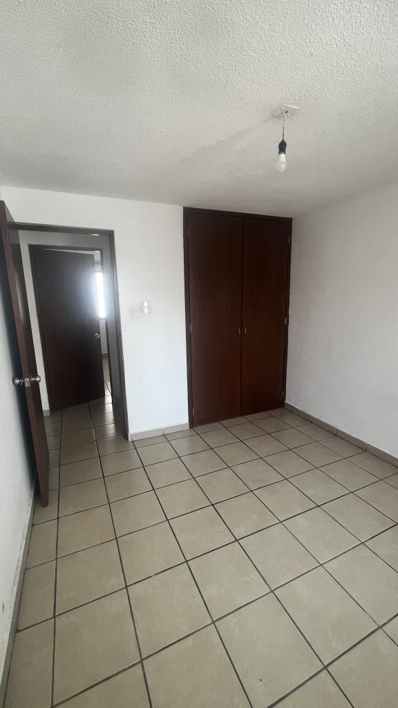 RENTA DEPARTAMENTO DE 3 RECÁMARAS 