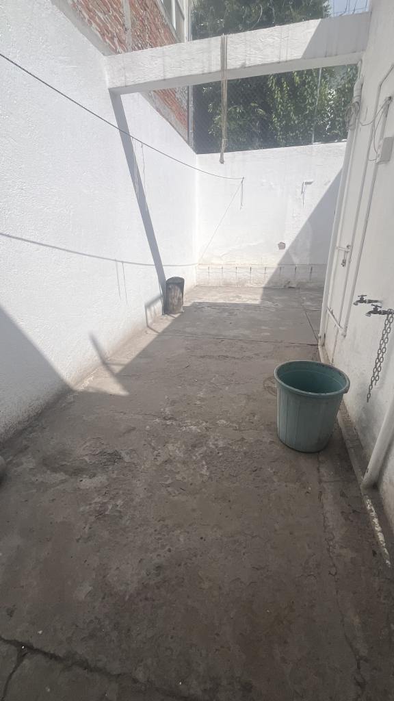 RENTA DEPARTAMENTO DE 3 RECÁMARAS 