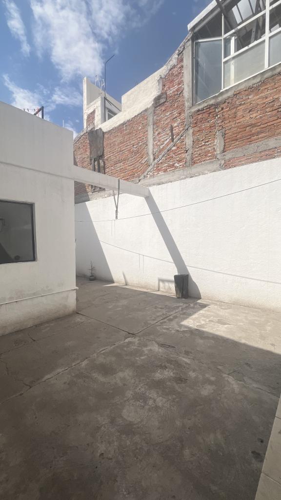 RENTA DEPARTAMENTO DE 3 RECÁMARAS 