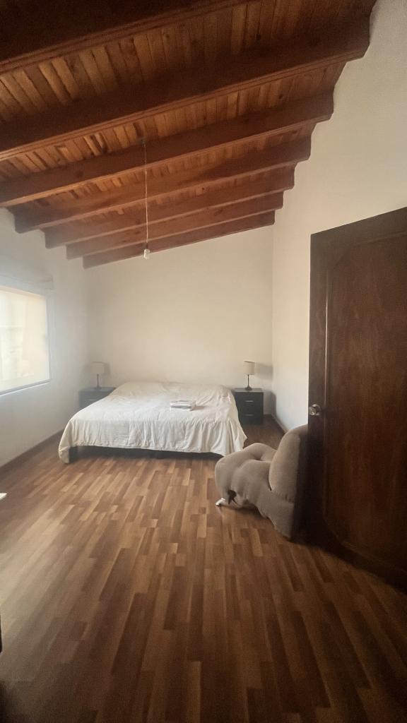 “Departamento en Renta 3 Recámaras | 180 m² | Cerca de Los Arcos