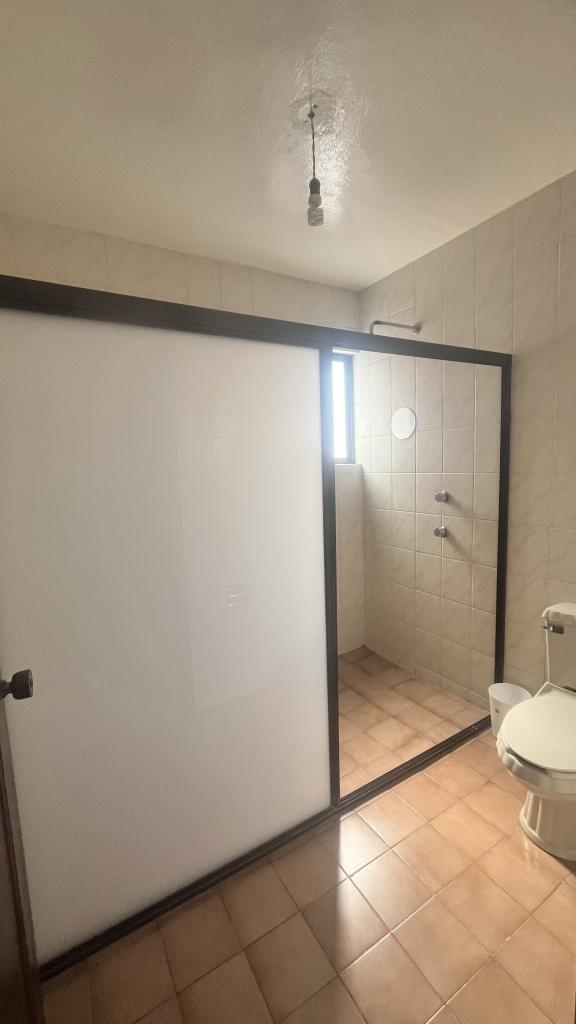 “Departamento en Renta 3 Recámaras | 180 m² | Cerca de Los Arcos