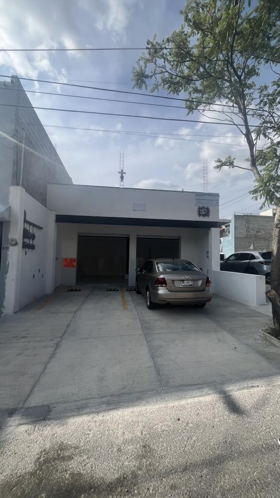 LOCAL COMERCIAL NUEVO EN RENTA | BOSQUES DEL CIMATARIO